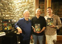 From left to right: Alain Piazzola (Editor), Franck Curk and François Luro (co-authors). © J. Paoli - Corse-Matin